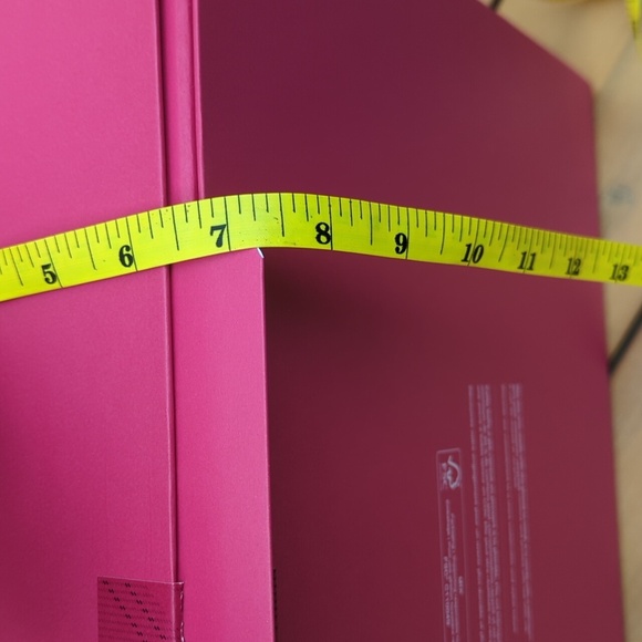 Holt Renfrew Large Pink Storage Box - New - Picture 5 of 6